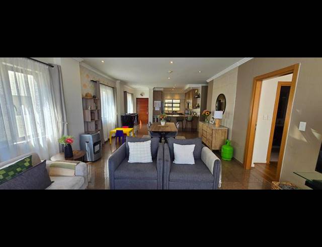 2 BEDROOM APARTMENT FOR SALE IN BEDFORD GARDENS